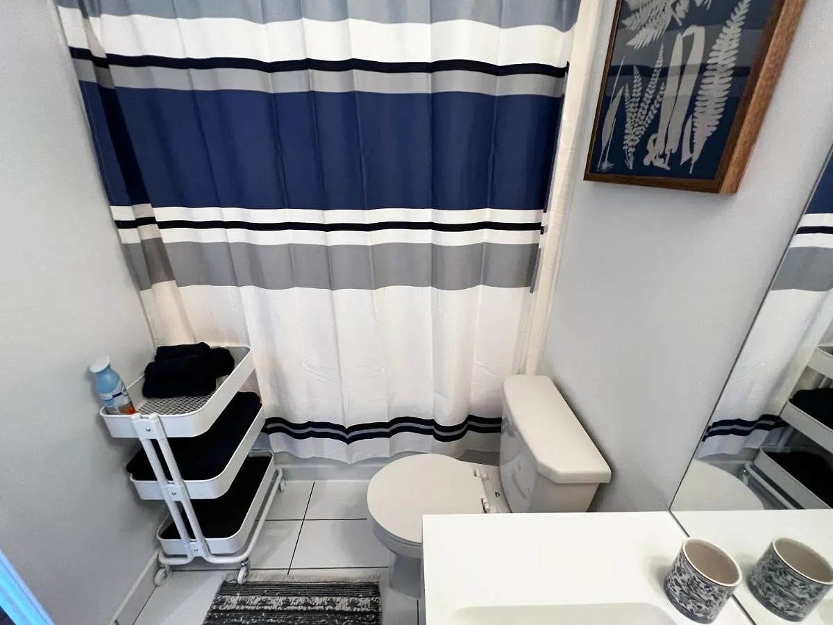 Simply Comfort. Elegant Apartments Dan Lecki Toronto 0*,