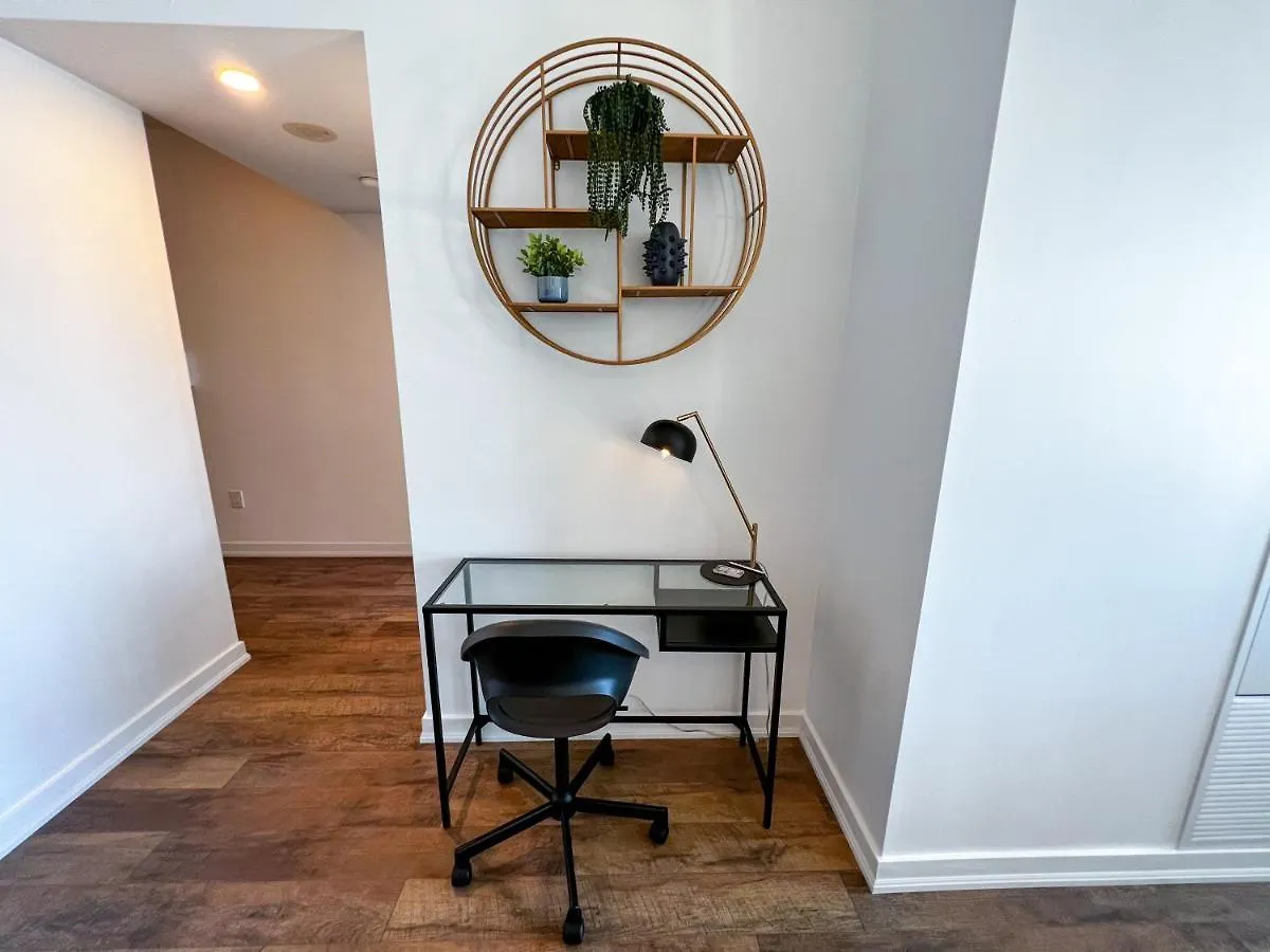 Simply Comfort. Elegant Apartments Dan Lecki Toronto Kanada