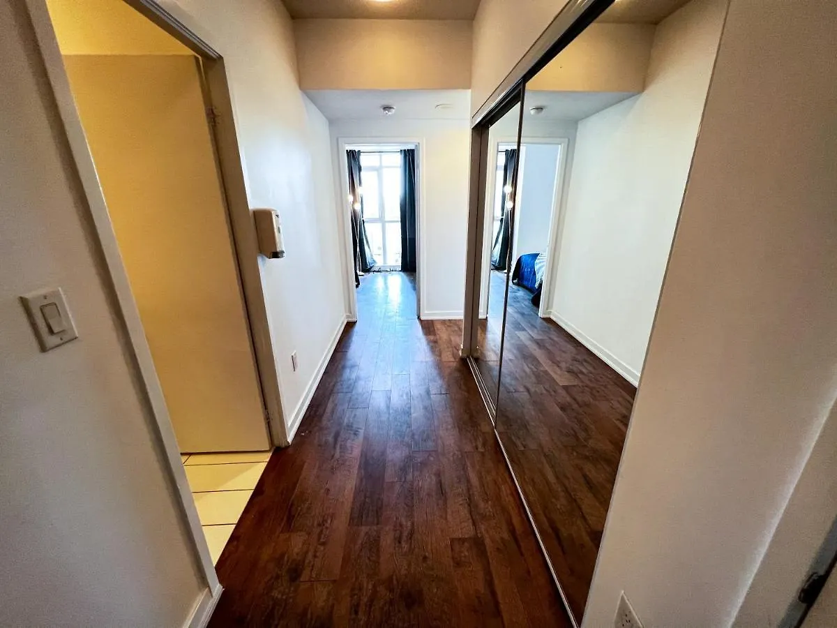 Simply Comfort. Elegant Apartments Dan Lecki Toronto Kanada