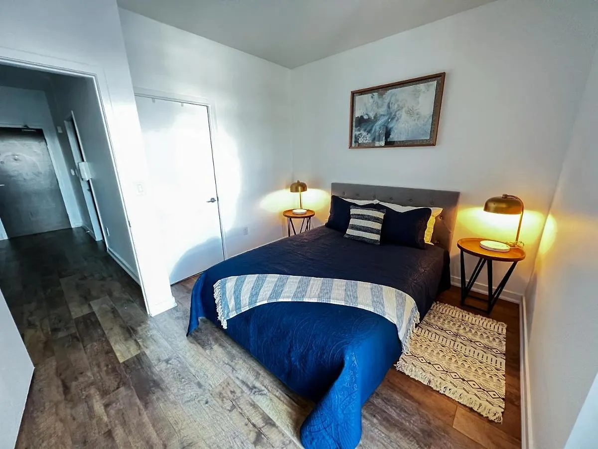 Simply Comfort. Elegant Apartments Dan Lecki Toronto
