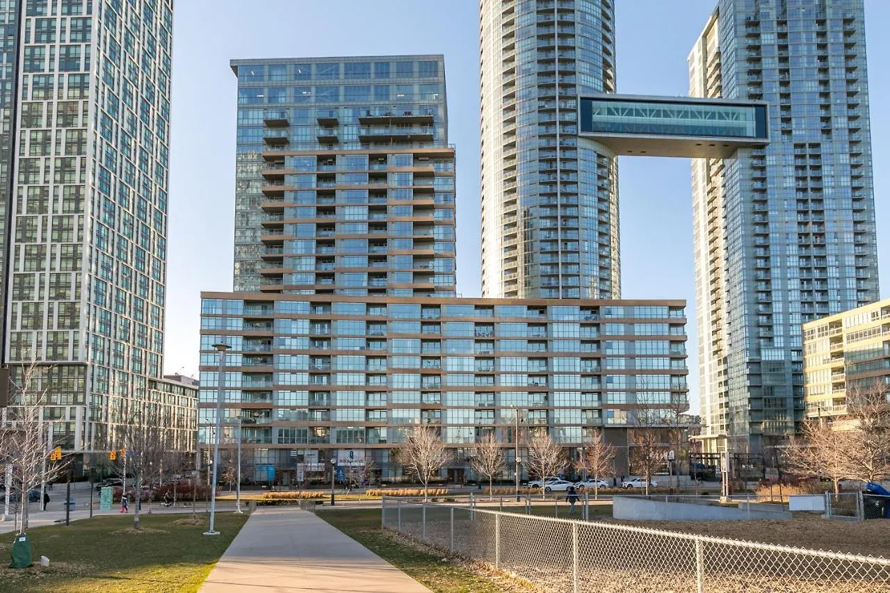 Simply Comfort. Elegant Apartments Dan Lecki Toronto Kanada
